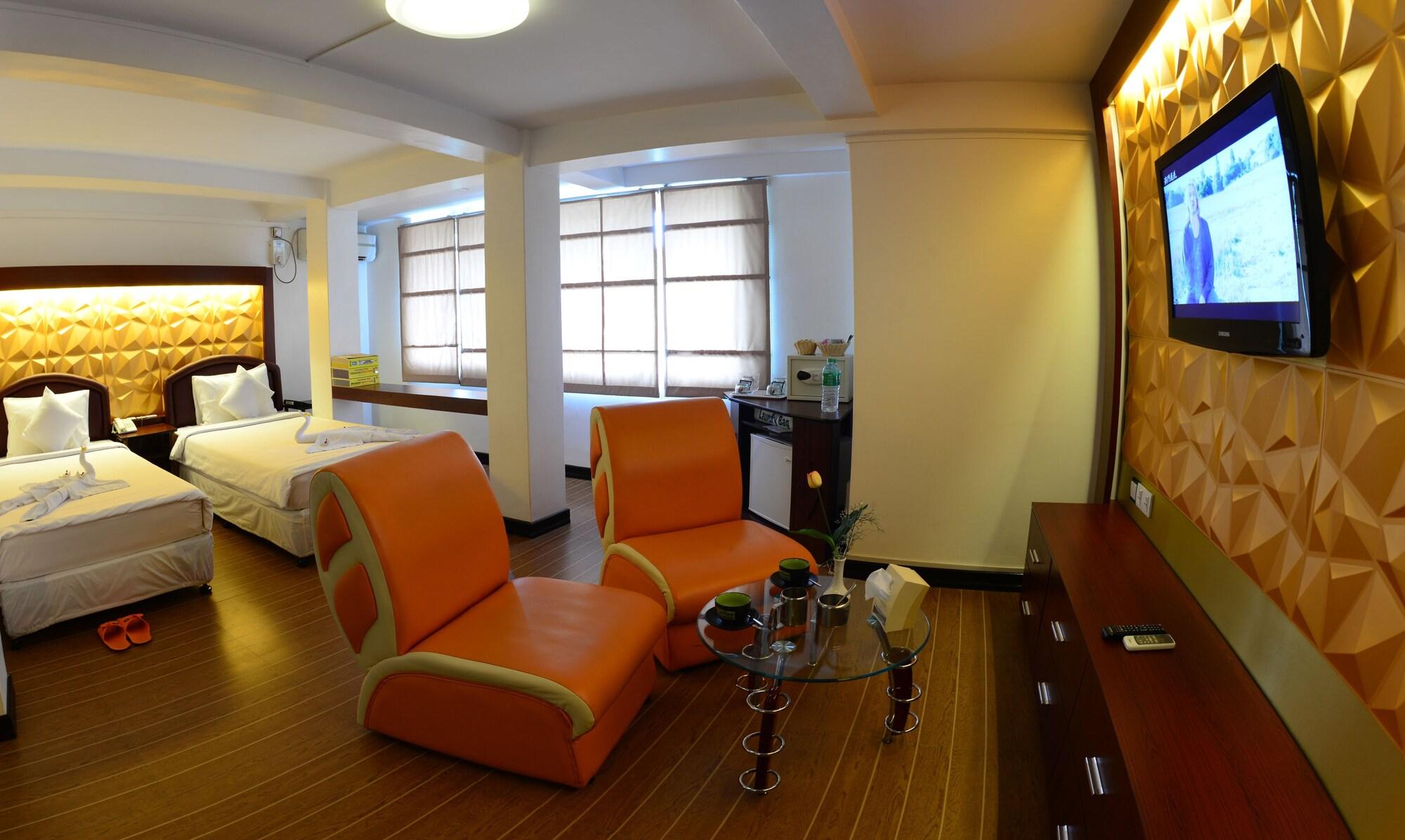 Clover Hotel Янгон Екстер'єр фото