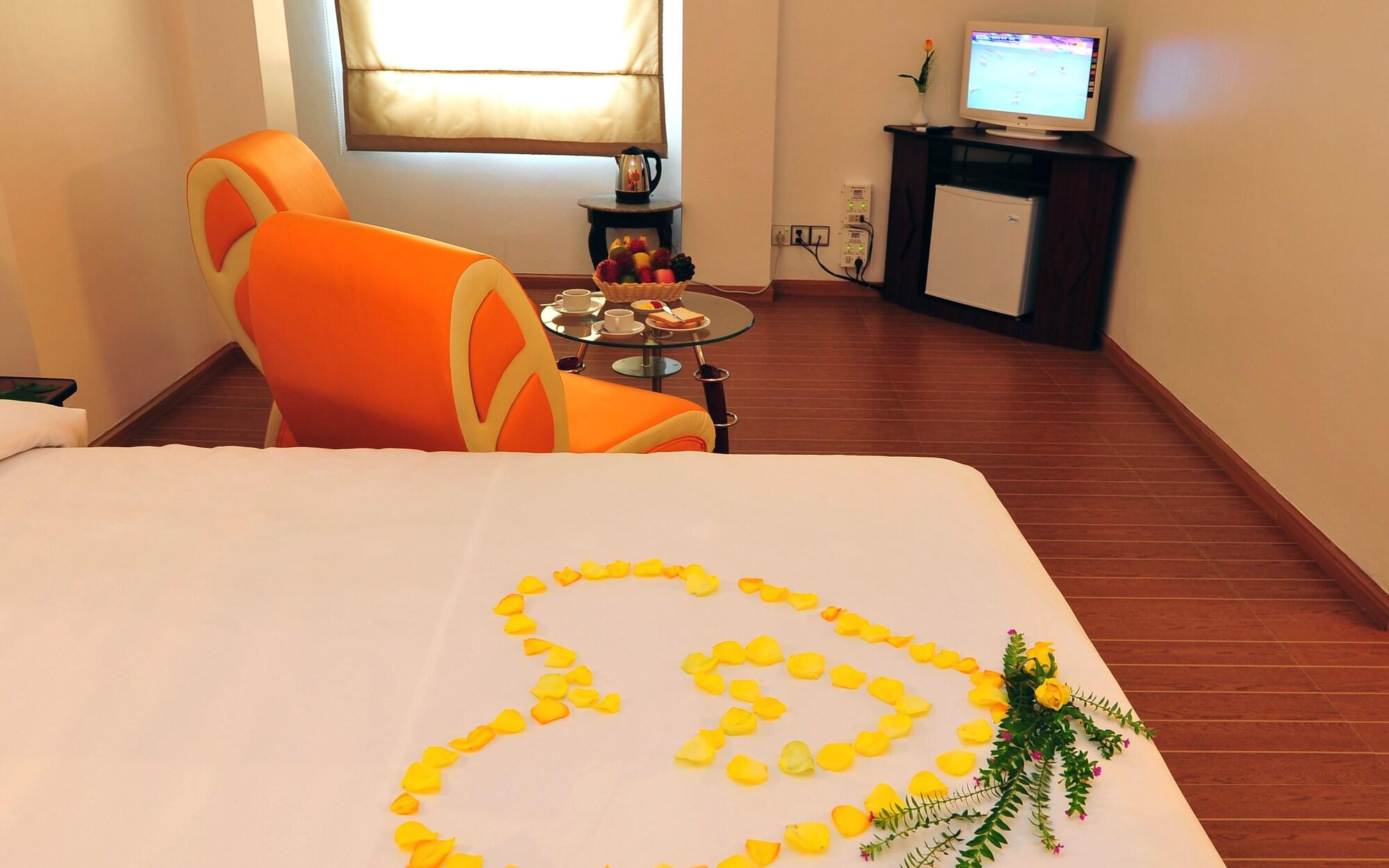 Clover Hotel Янгон Екстер'єр фото